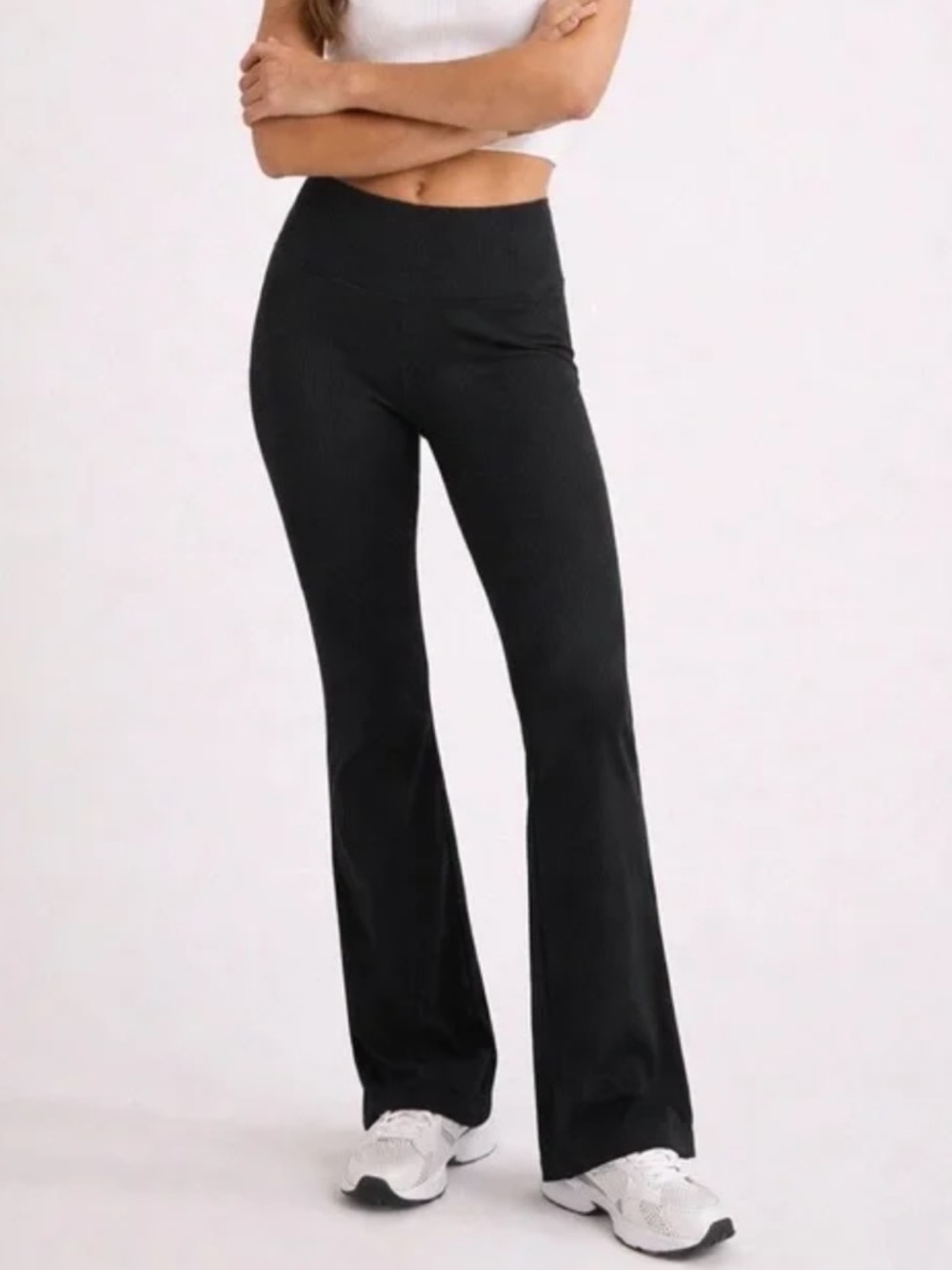 Black Lulu flared leggings